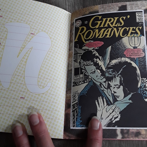 ⚡2/$10⚡DC Comics Romance Pulp Address Book - Picture 5 of 6